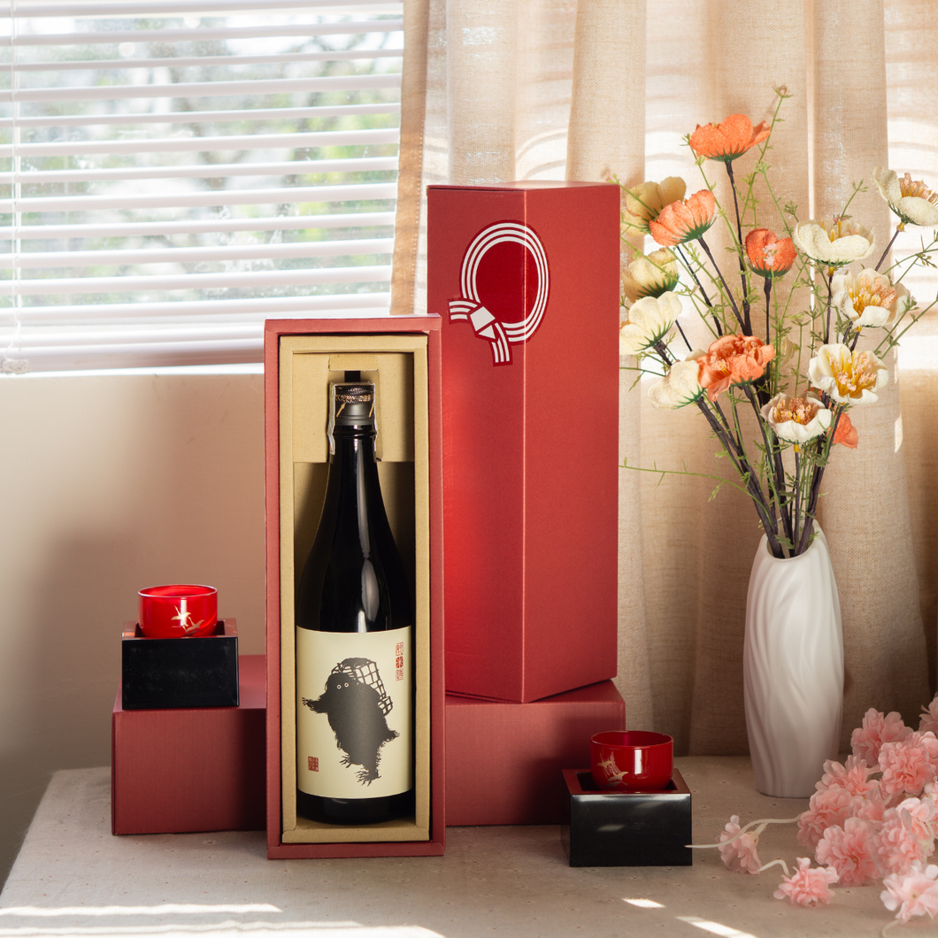 Sake Tết Giftbox 2026 - Yukiotoko Junmaishu
