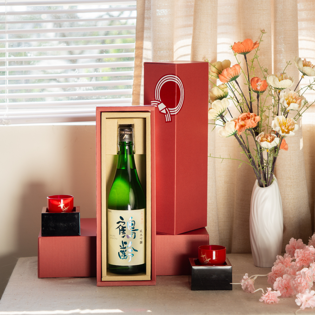 Sake Tết Giftbox 2026 - Kakurei Junmai Ginjo