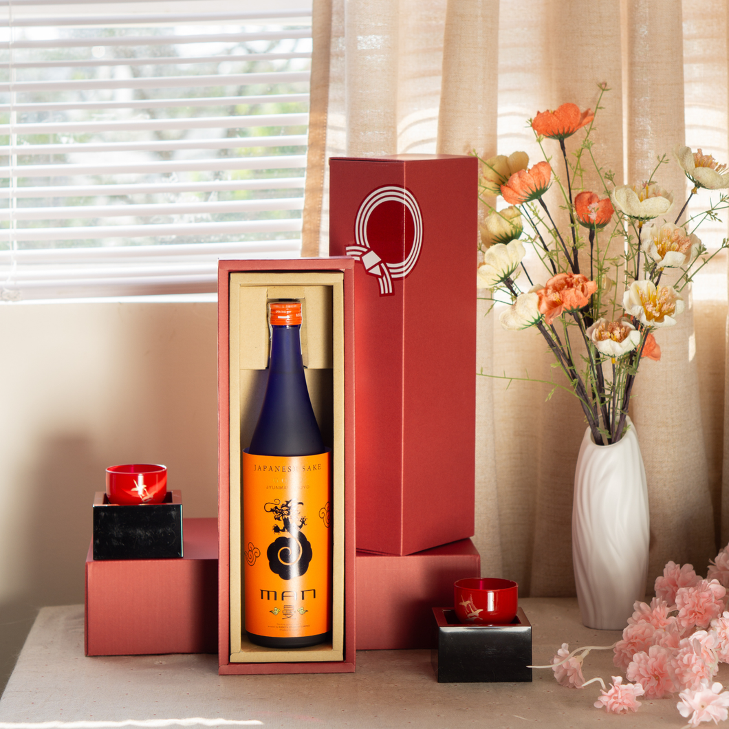 Sake Tết Giftbox 2026 - Man Gold Jyunmai Ginjo