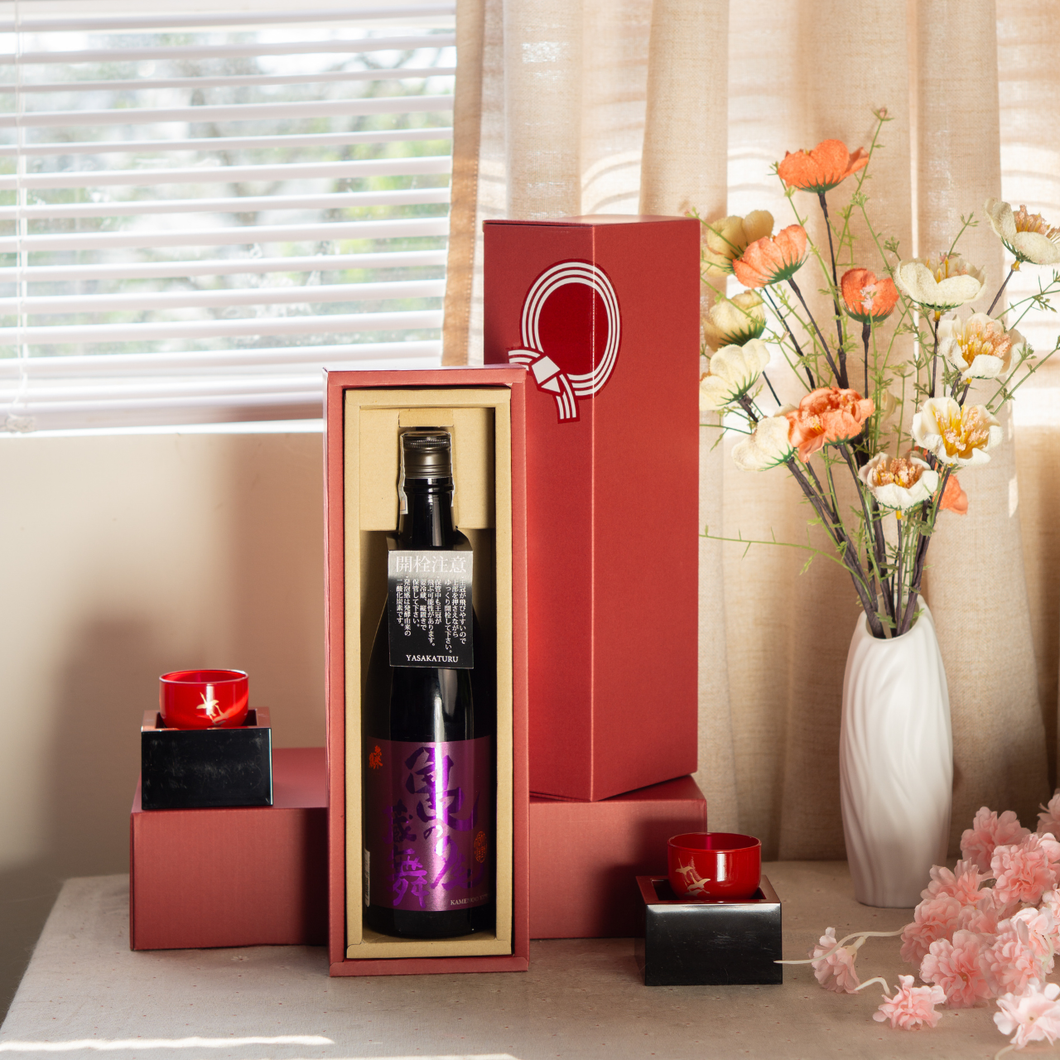 Sake Tết Giftbox 2026 - Yasakaturu Kameno Okurabu